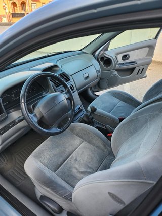 Renault Laguna 2000