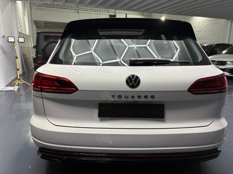 Volkswagen Touareg R-Line Indiv Eleg 3.0 V6 TDI Tip 4M 2021, foto 2
