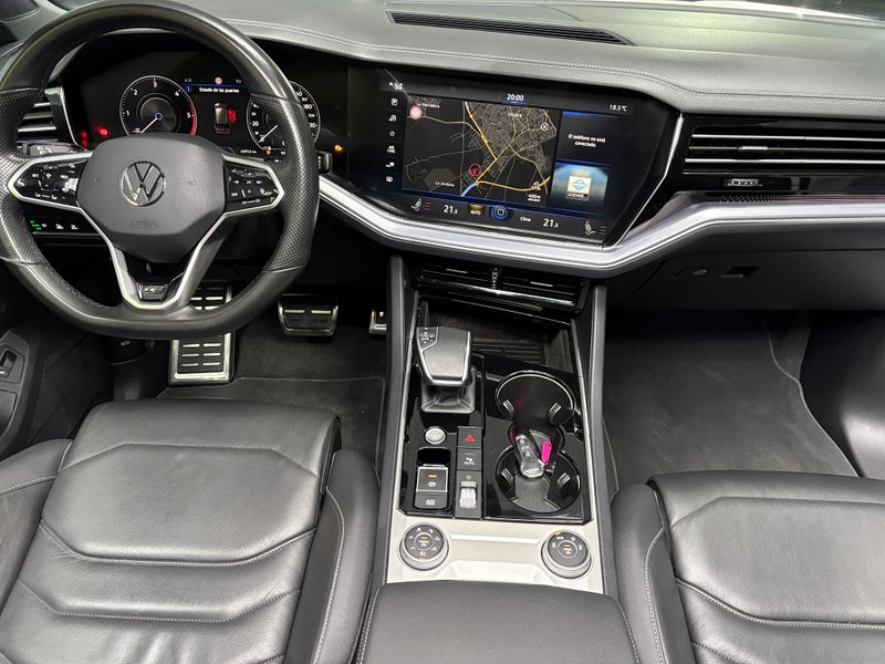 Volkswagen Touareg R-Line Indiv Eleg 3.0 V6 TDI Tip 4M 2021, foto 11