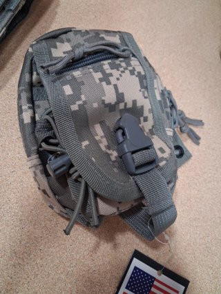 Set Portacargador y Bolsillo Molle ACU