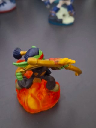 Skylanders Giants Flameslinger Figura