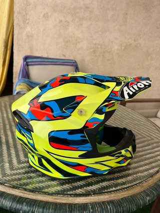 Casco Airoh Replica Cairoli Edición Limitada