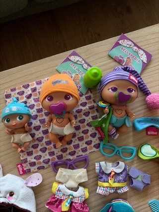 Set de 3 Muñecos Bellies con Accesorios y Spa