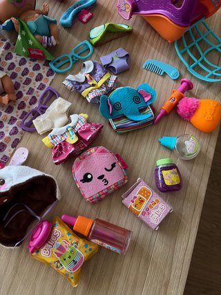 Set de 3 Muñecos Bellies con Accesorios y Spa