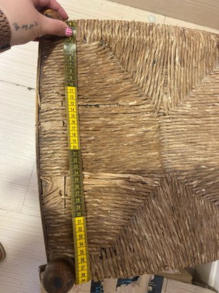 Silla de madera antigua