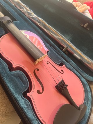 Violín Rosa con Estuche