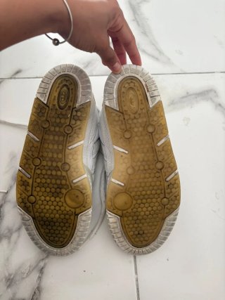 Zapatillas Deportivas Blancas y Beige