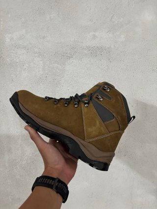 Botas de Piel Cofan