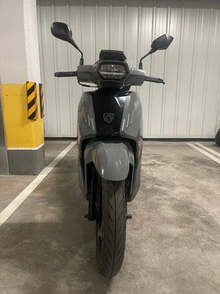Scooter Peugeot Tweet 125 GT