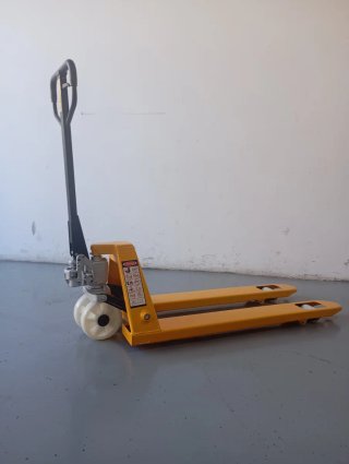 Transpaleta Manual 2500 kg