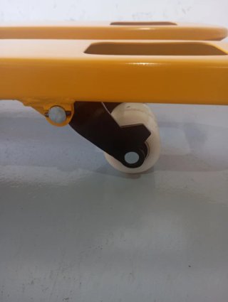 Transpaleta Manual 2500 kg