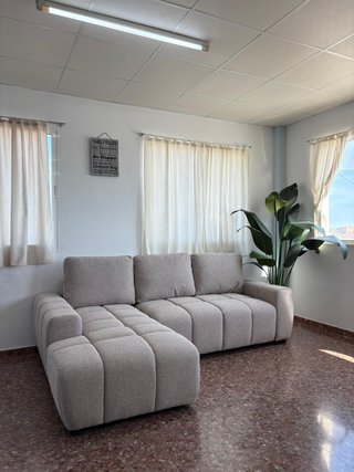 Sofa cama beige con arcon NUEVO