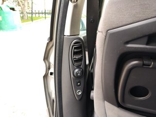 Peugeot 807 2004