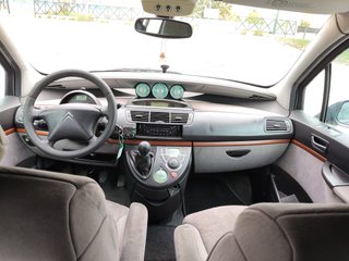 Peugeot 807 2004