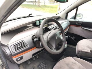 Peugeot 807 2004