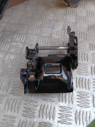 Soporte caballete Honda Wallaroo PK50S