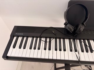 Set Piano Teclado Alesis