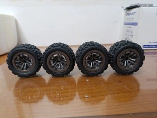 Set de 4 Ruedas para Todoterreno de Radio control