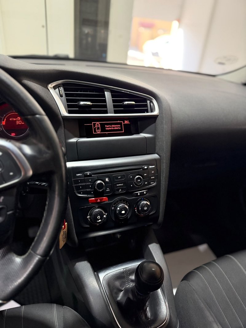 Citroën C4 1.6 HDI Tonic 2013, foto 10