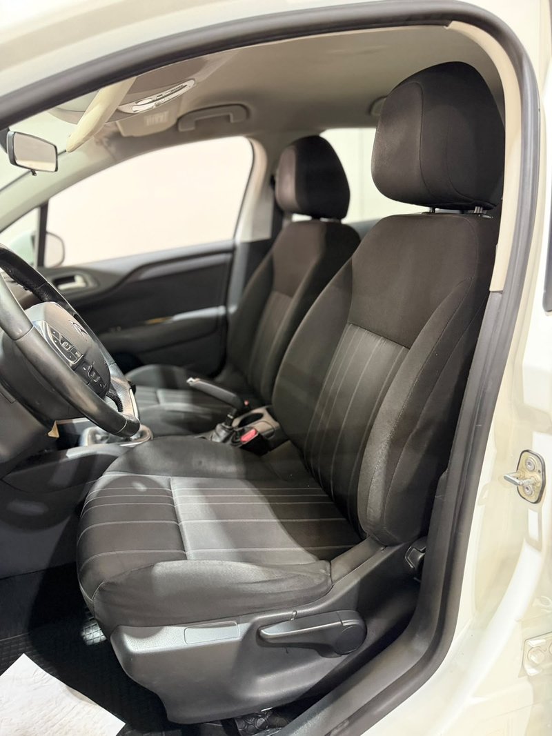 Citroën C4 1.6 HDI Tonic 2013, foto 12