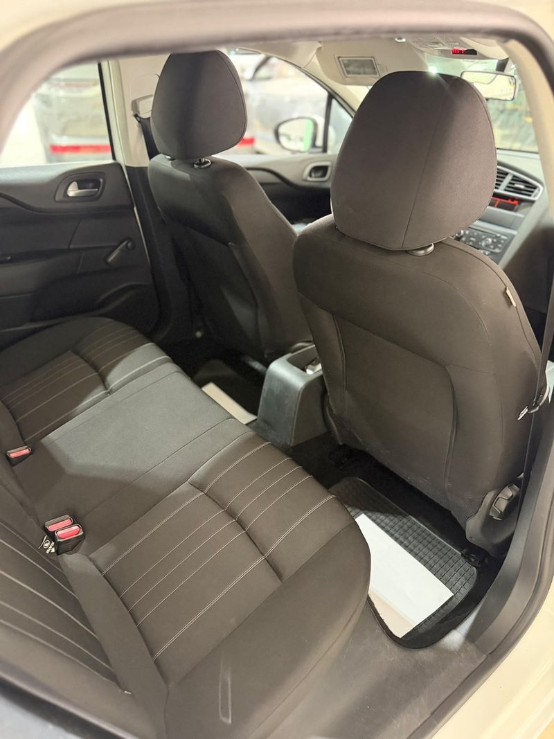 Citroën C4 1.6 HDI Tonic 2013, foto 18