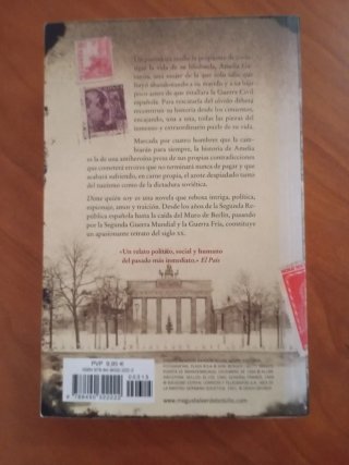 Se venden dos libros, Julia Navarro