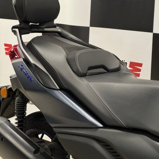 YAMAHA XMAX 300