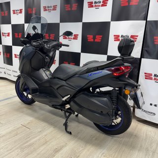 YAMAHA XMAX 300