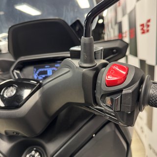 YAMAHA XMAX 300