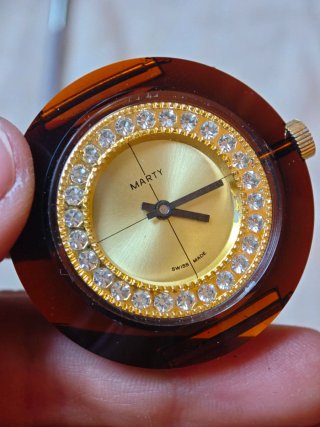 Reloj Vintage MARTY Esfera Dorada Cristales