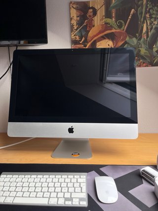 iMac 21,5 2011 Formateado + Teclado y Ratón
