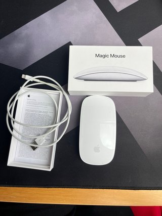 iMac 21,5 2011 Formateado + Teclado y Ratón