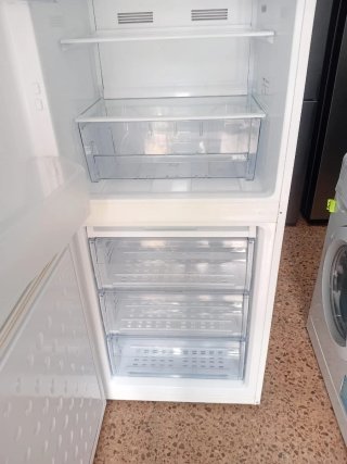 Nevera Beko Blanca