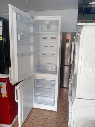 Nevera Beko Blanca