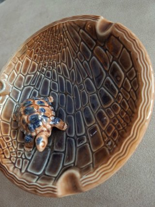 Cenicero vintage tortuga porcelana. Wade