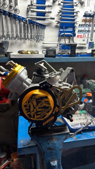 Moto 49cc de marchas