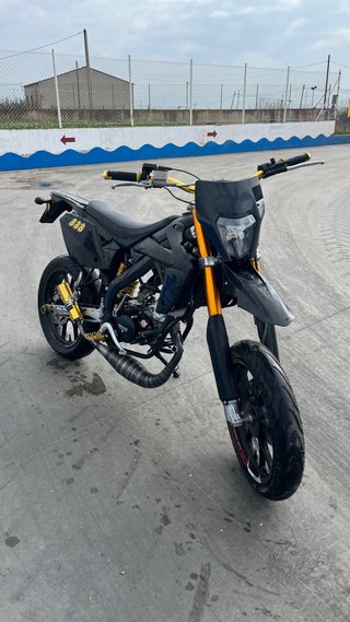 Moto 49cc de marchas