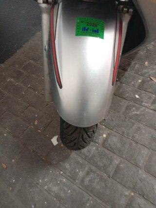 Honda Silverwing 600 ABS Plata