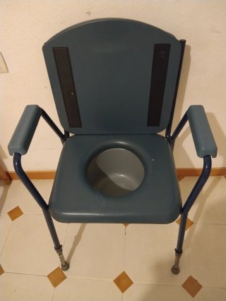 Silla de ducha azul y gris