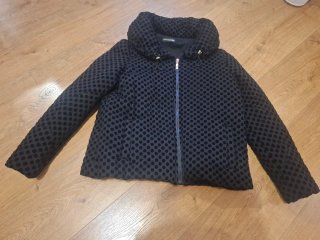 Chaqueta Punto Roma cuello vuelto negra