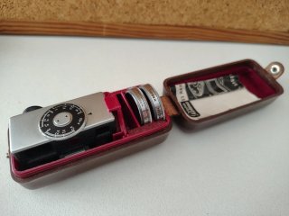 Lote Kodak Retina: Telémetro, Visor y Filtros