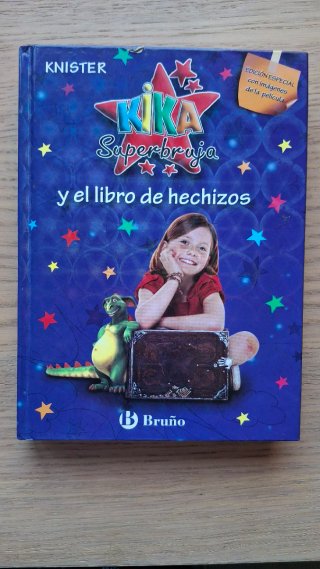 Kika superbruja y el libro de hechizos