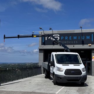 Nissan NT400 FORD TRANSIT 170 CV | CAJA FIJA + GRÚA 6 M | DOBLE RUEDA | 2019