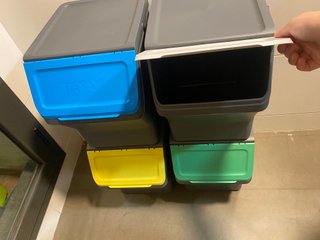 Set de 4 Cubos de Reciclaje Tatay