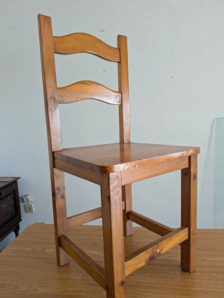 Sillas de madera maciza, cuatro sillas