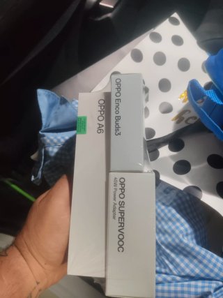 Pack OPPO: Móvil A6, Enco Buds3 y Cargador