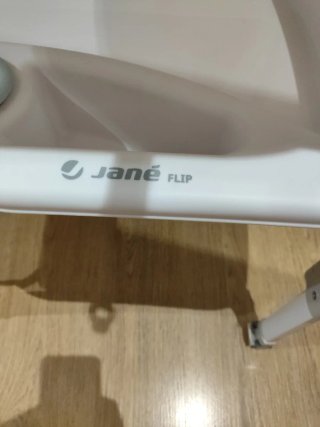 Cambiador bebé Jané con bañera