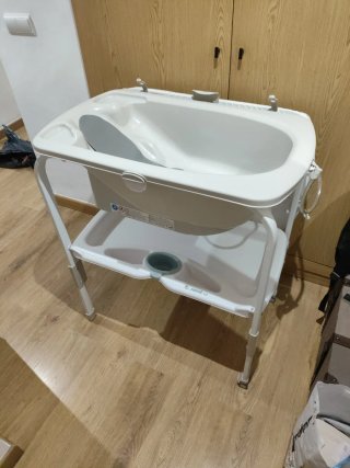 Cambiador bebé Jané con bañera