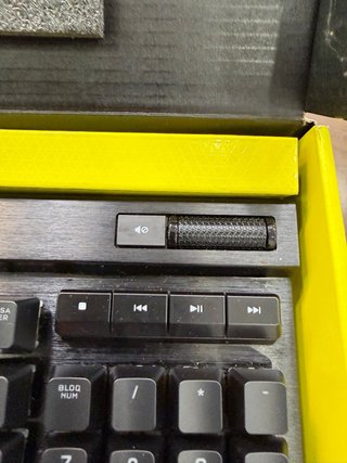 Teclado Corsair K70 RGB PRO