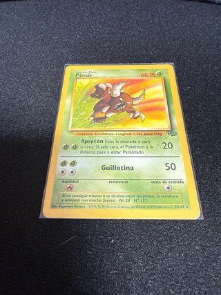 Carta Pokémon Jungla Pinsir 25/64